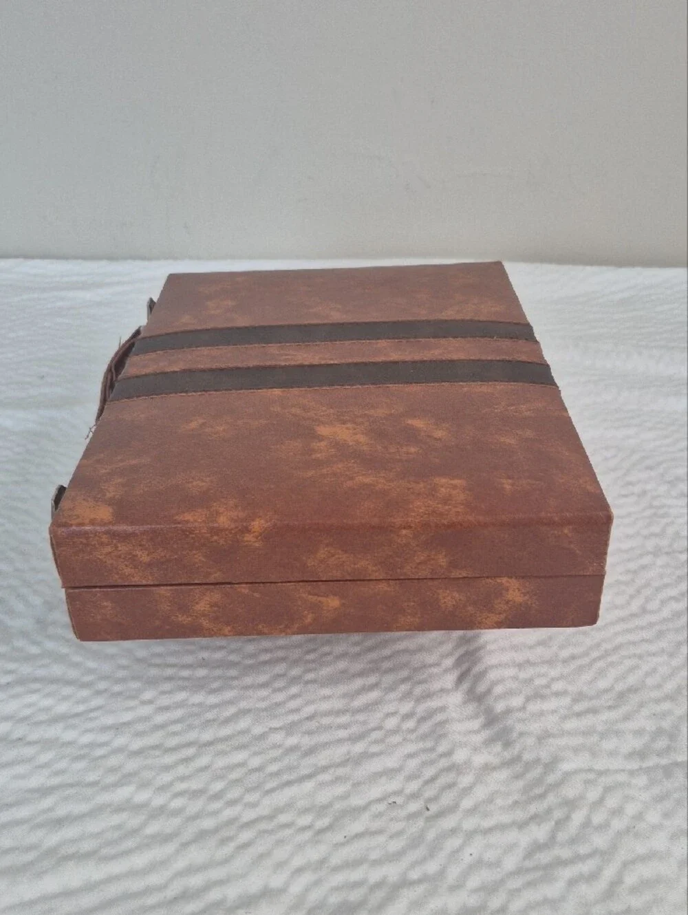 Vintage-Style Men's Brown Travel Briefcase with Dark Brown Stripes